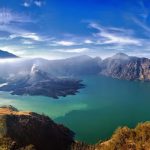 Rinjani: Surga Tersembunyi untuk Para Petualang dan Pesona Danau Segara Anak yang Menakjubkan